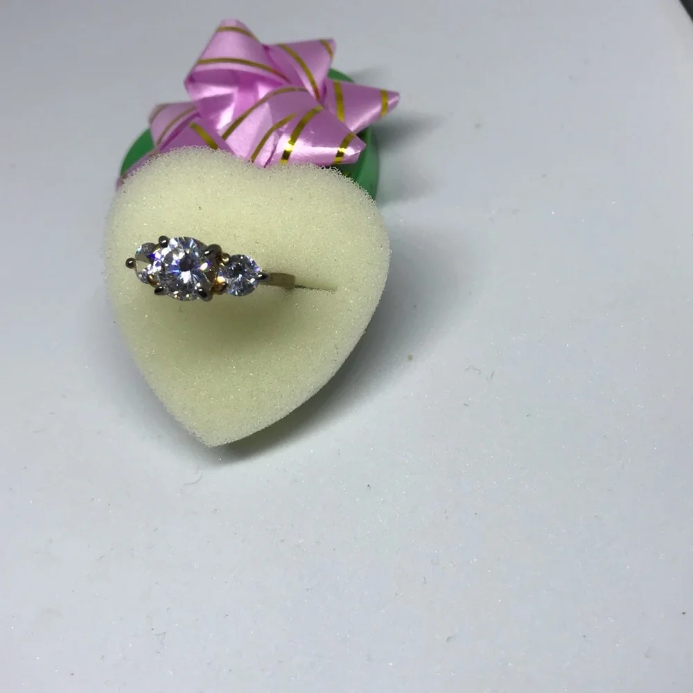 Gorgeous Unique YesterYear Vintage Ring Deadstock Antiqued Finish NEW NWT